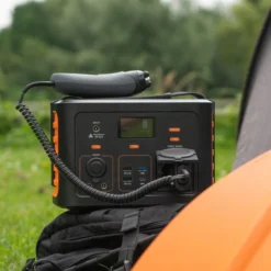 Xtorm Portable Power Station 300 -Campsite & Supply 01a7028682e68d1f