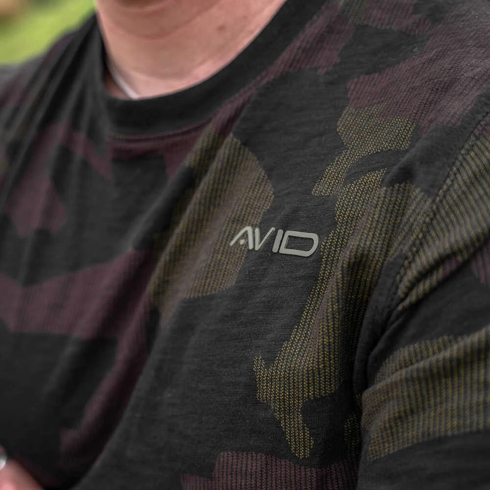 Avid Carp Distortion Camo Lite T-Shirt Long Sleeve XXXL 2 Avid Carp Distortion Camo Lite T-Shirt Long Sleeve XXXL - Afbeelding 2