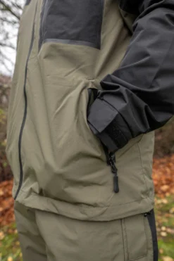 Korum Neoteric Waterproof Jacket XXXL -Campsite & Supply 496b5ac83d5de695 scaled