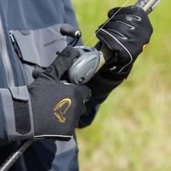 Savage Gear Softshell Winter Glove M -Campsite & Supply 773547d194a46ee0