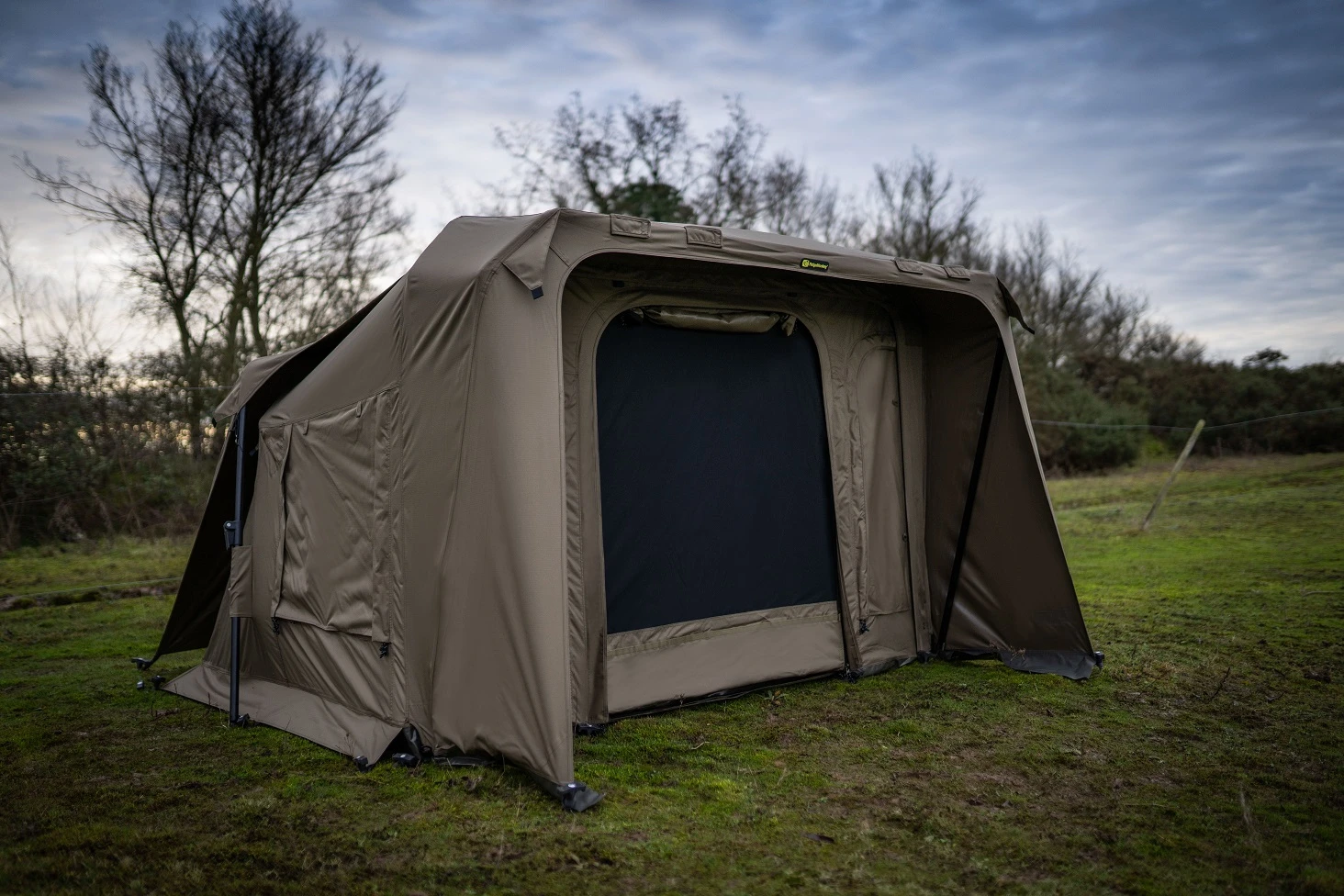 RidgeMonkey EscAPE XF1 Compact 1 Man Bivvy 1 RidgeMonkey EscAPE XF1 Compact 1 Man Bivvy