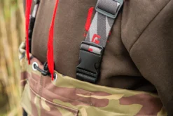 Ultimate Nylon Chest Wader Camo Size 44