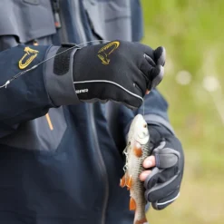 Savage Gear Softshell Winter Glove M -Campsite & Supply fe5e1a5dd42b1082